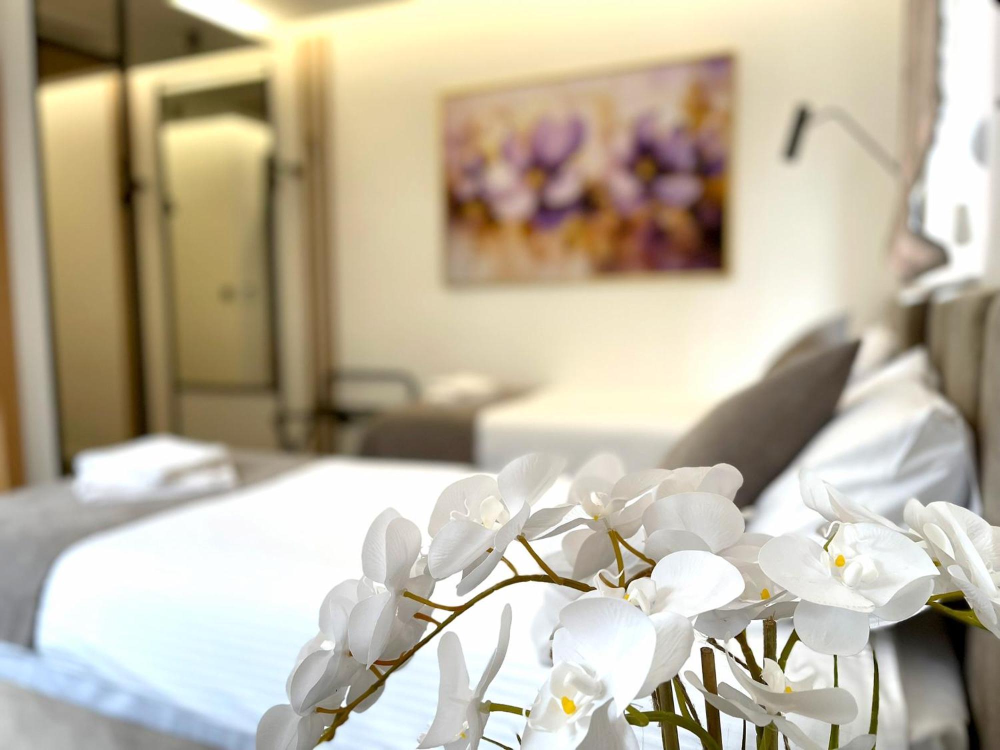 Naselje Starosjedilaca Hotel Npl Code מראה חיצוני תמונה